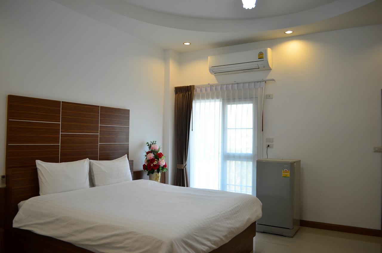 Ketsara Hotel Maha Sarakham Room photo