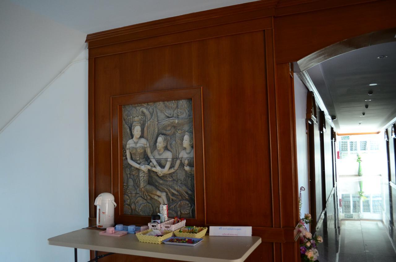 Ketsara Hotel Maha Sarakham Room photo